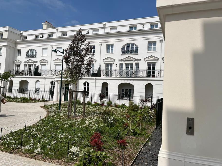 Superbe Appartement Tres Confortable Серри Экстерьер фото